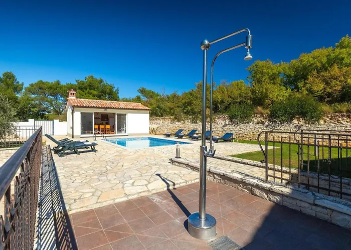 Vakantiehuis Dina Trgetari