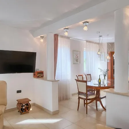 Apartment Oliva Verde Trgetari