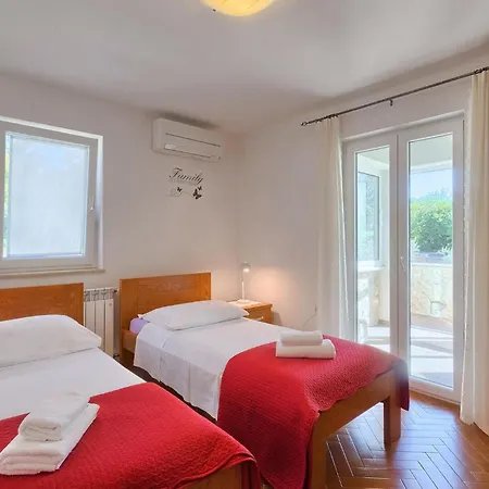 Apartment Oliva Verde *